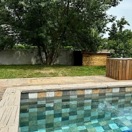 Villa - Piscine & Jardin - Au Calme